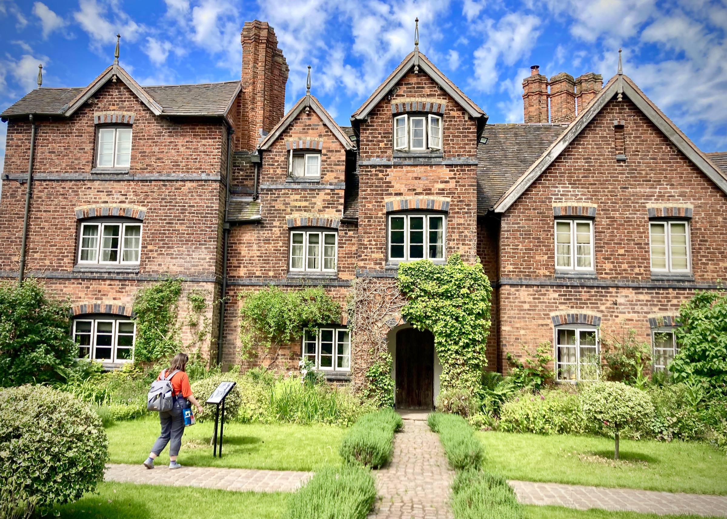 Mossley Old Hall, Staffordshire