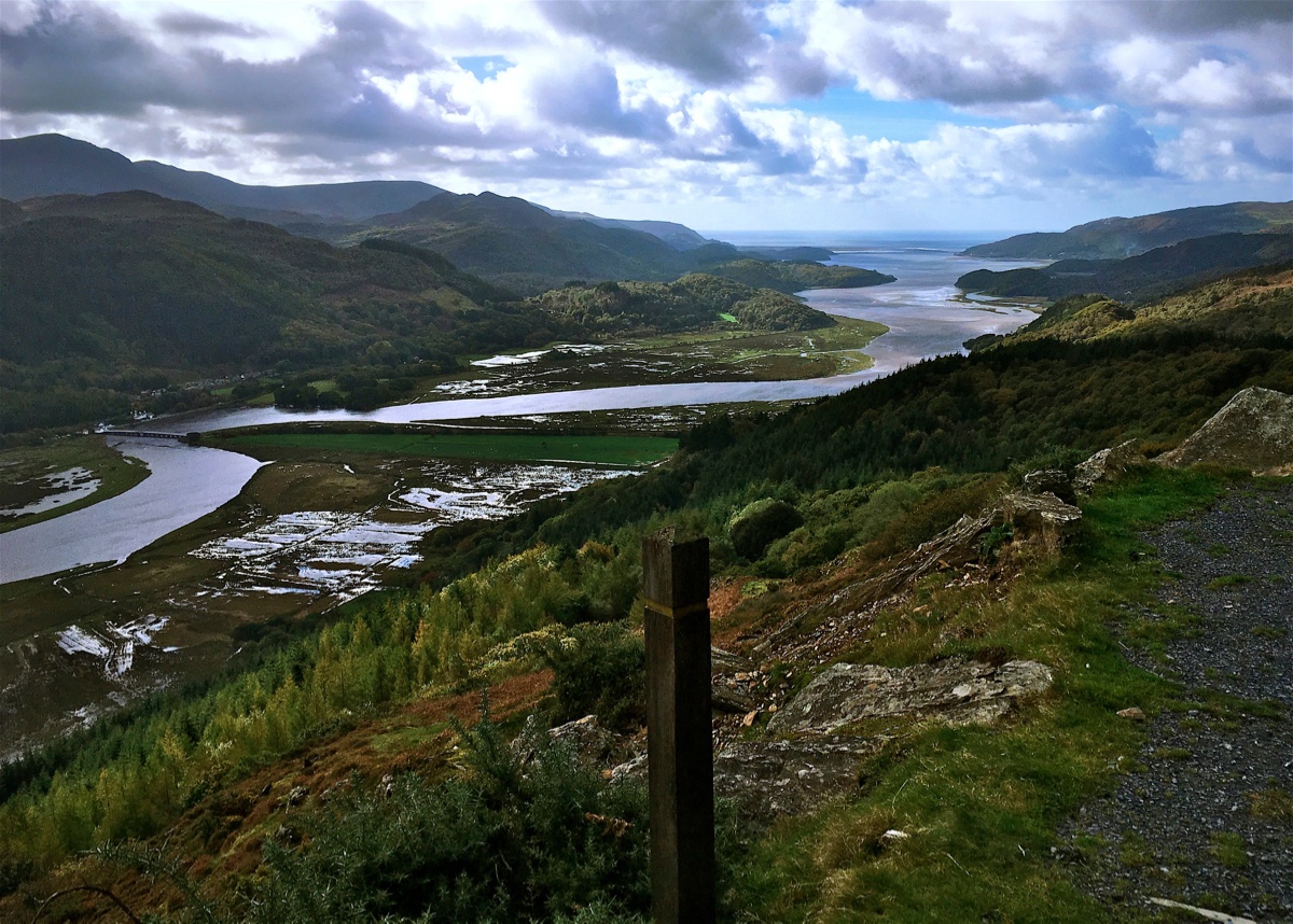 View from the New Precipice Walk