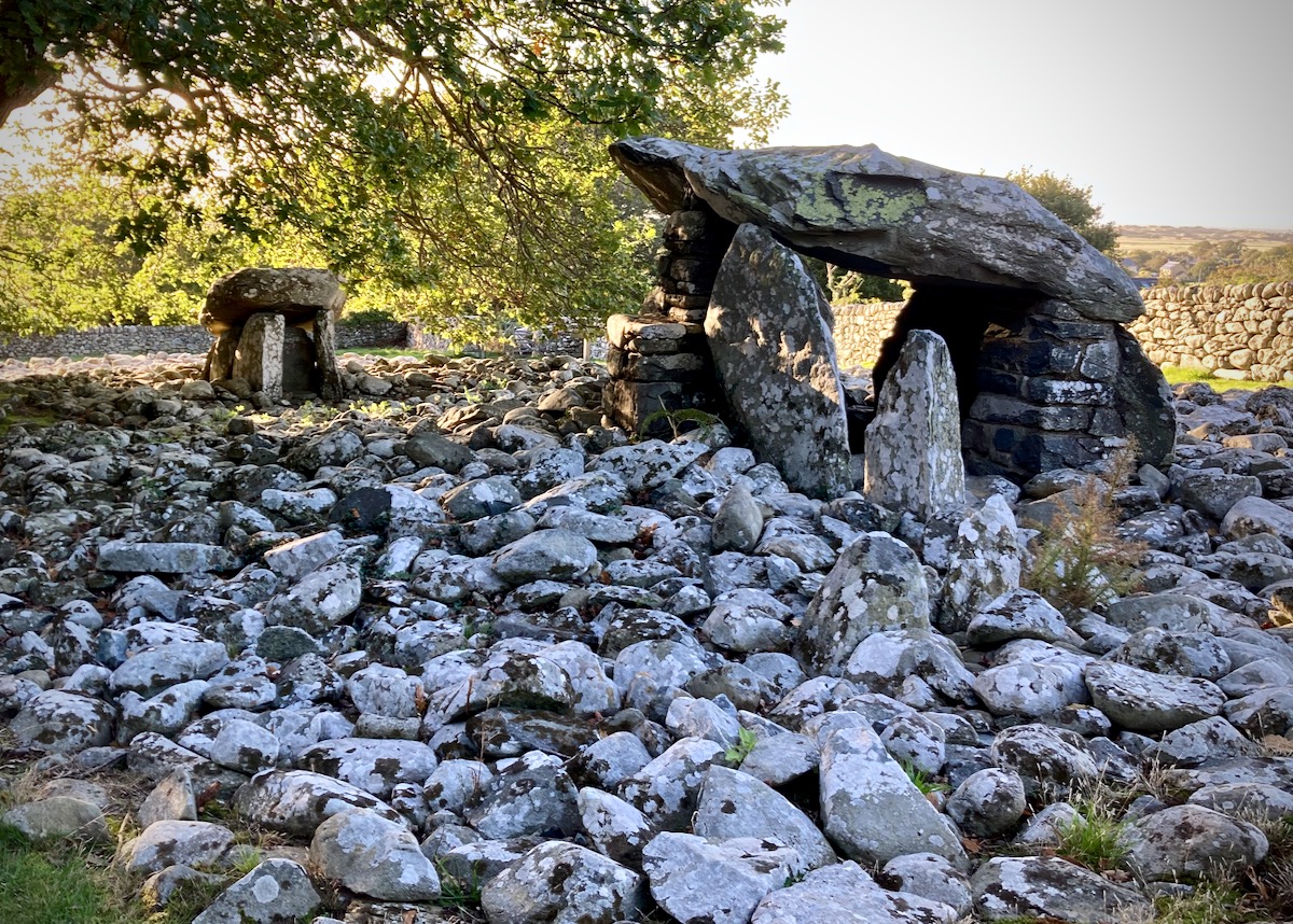 Dyffryn Ardudwy Burial Chamber, Penrhyndeudraeth